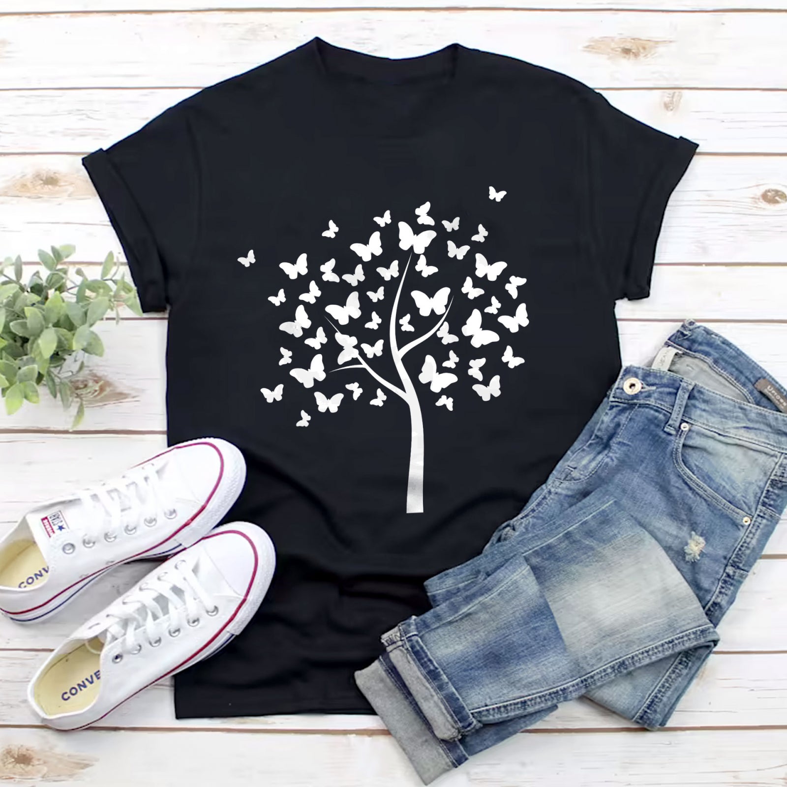 Тениска черна White Tree