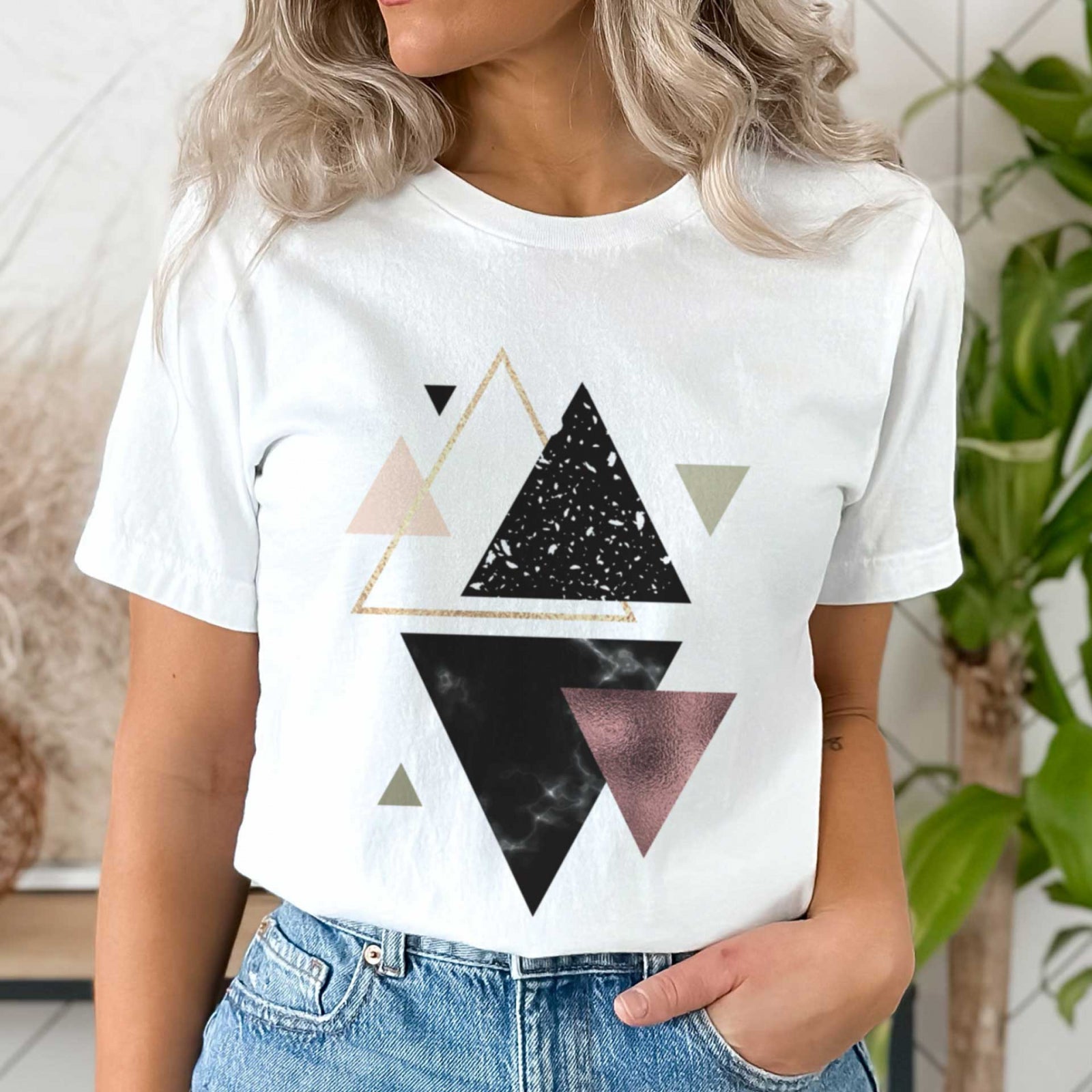 Тениска Black Triangle