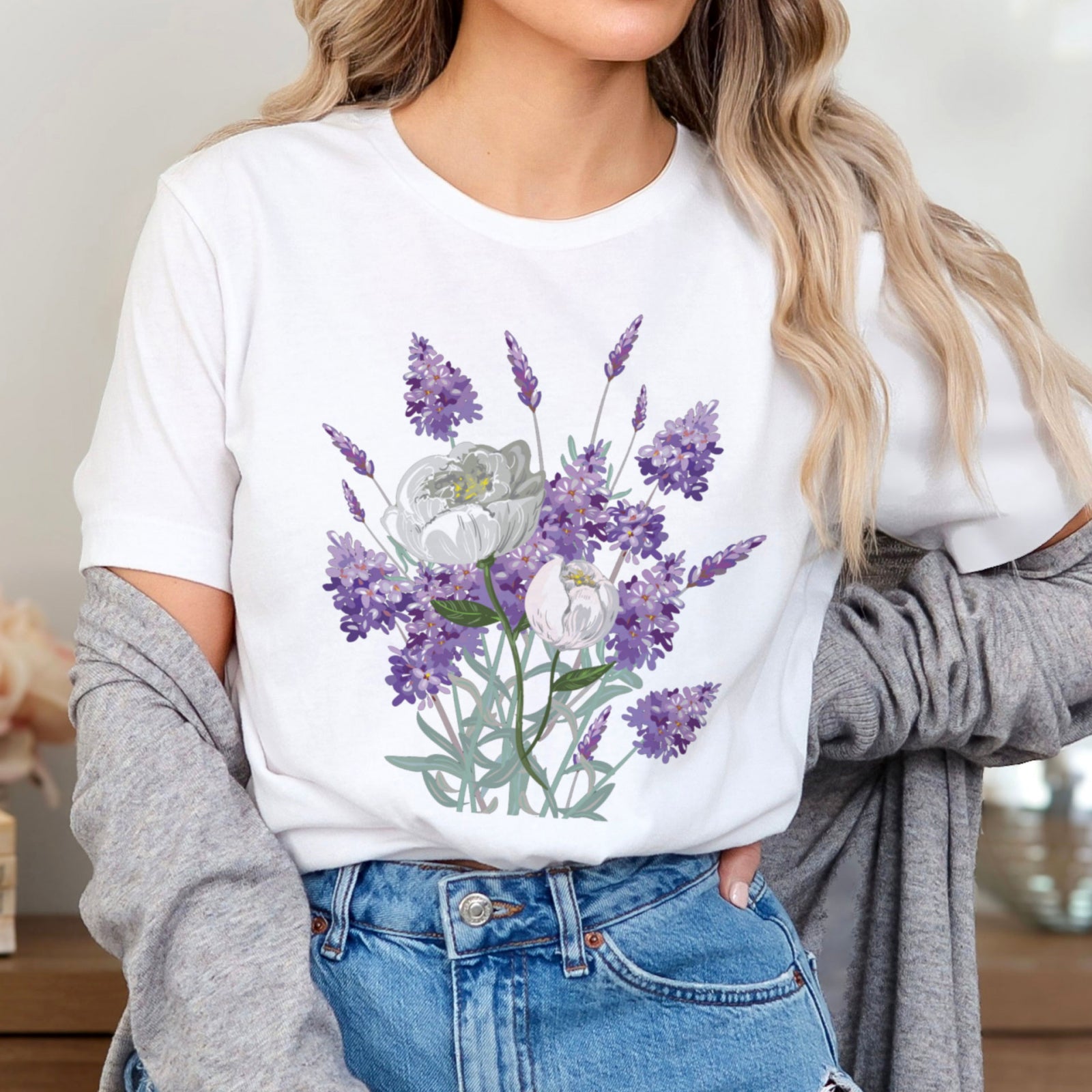 Тениска Lilac Bloom