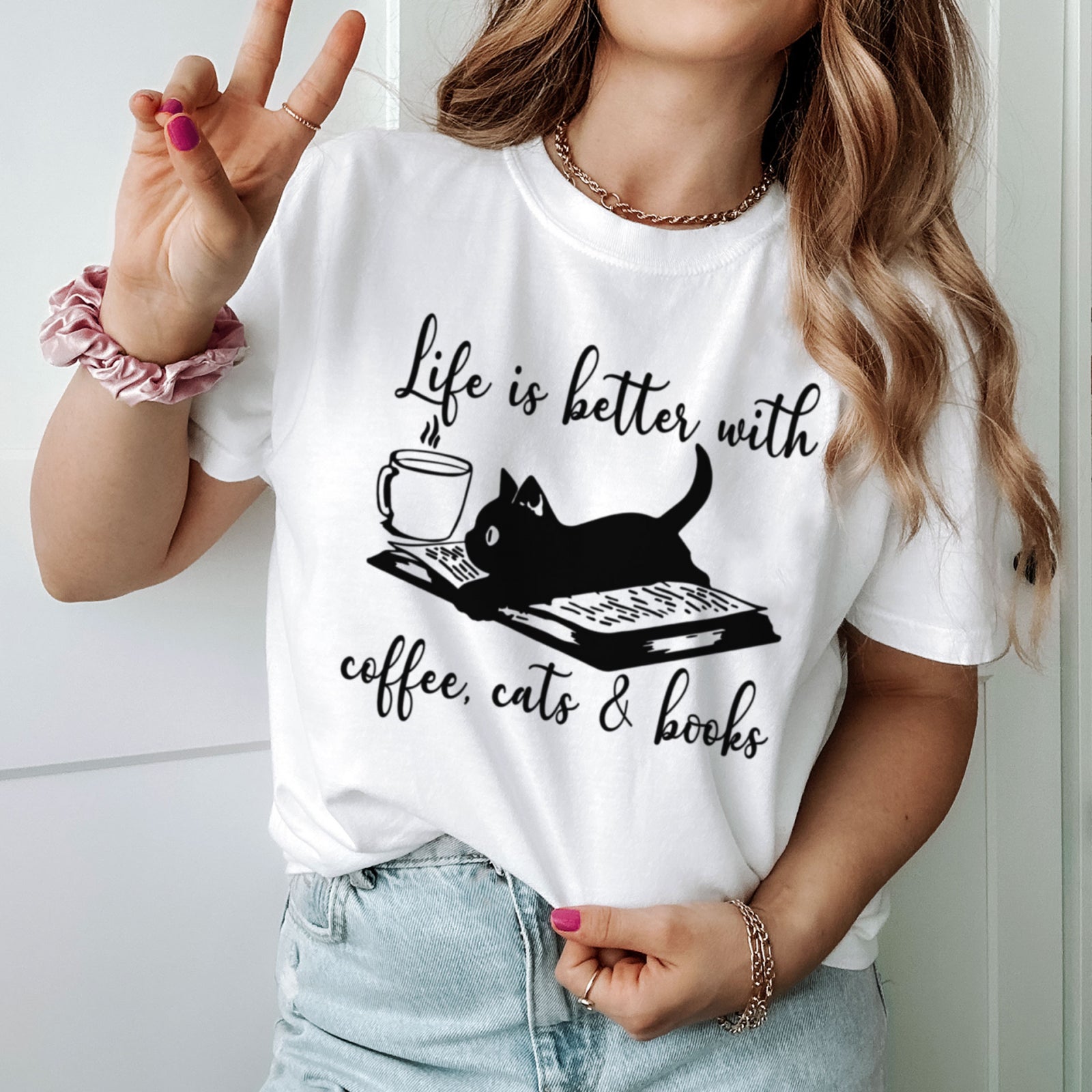 Тениска Coffee, Cats, Books