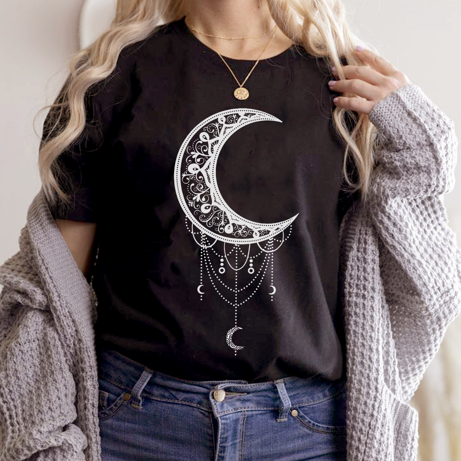 Тениска черна Moon
