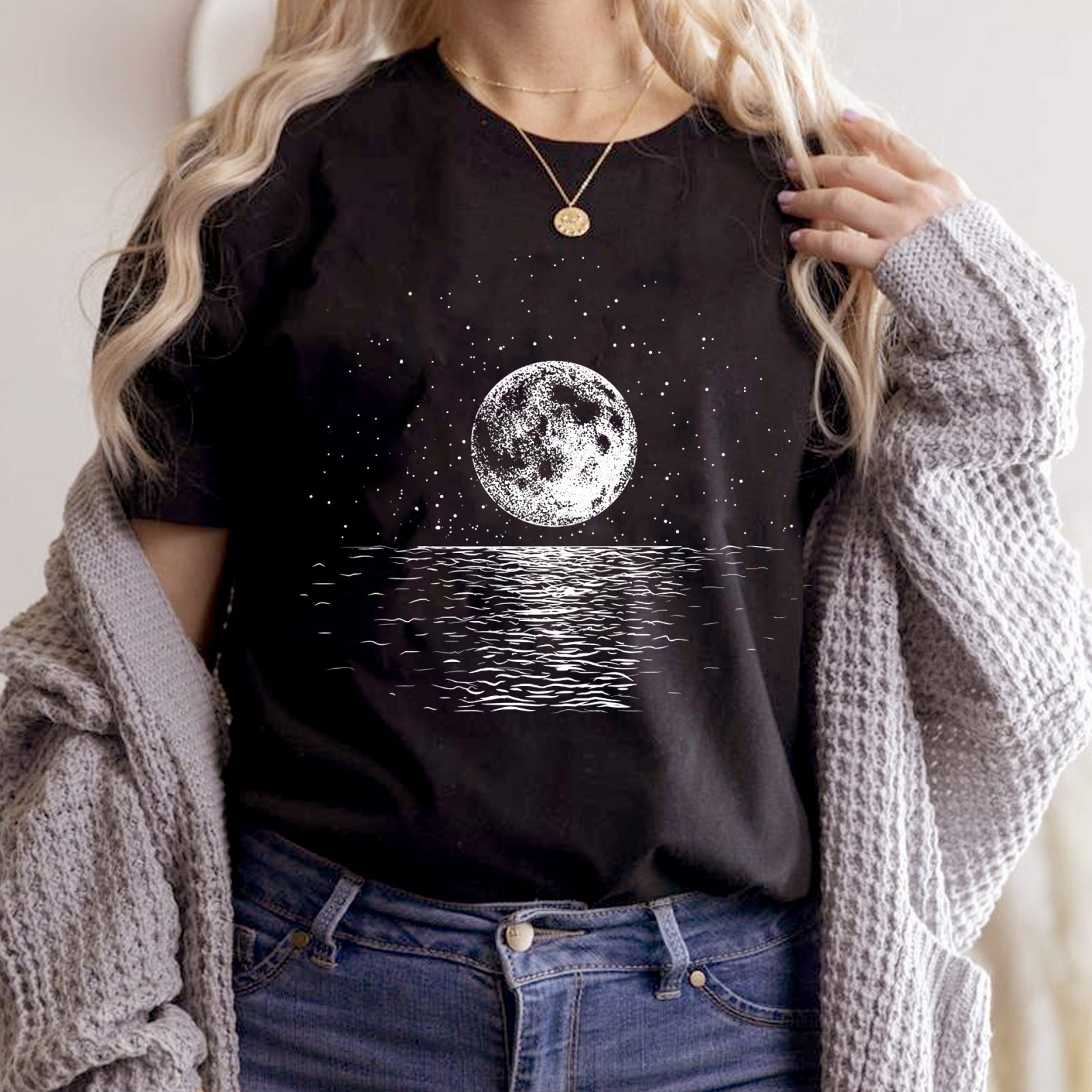 Тениска черна Sea Moon