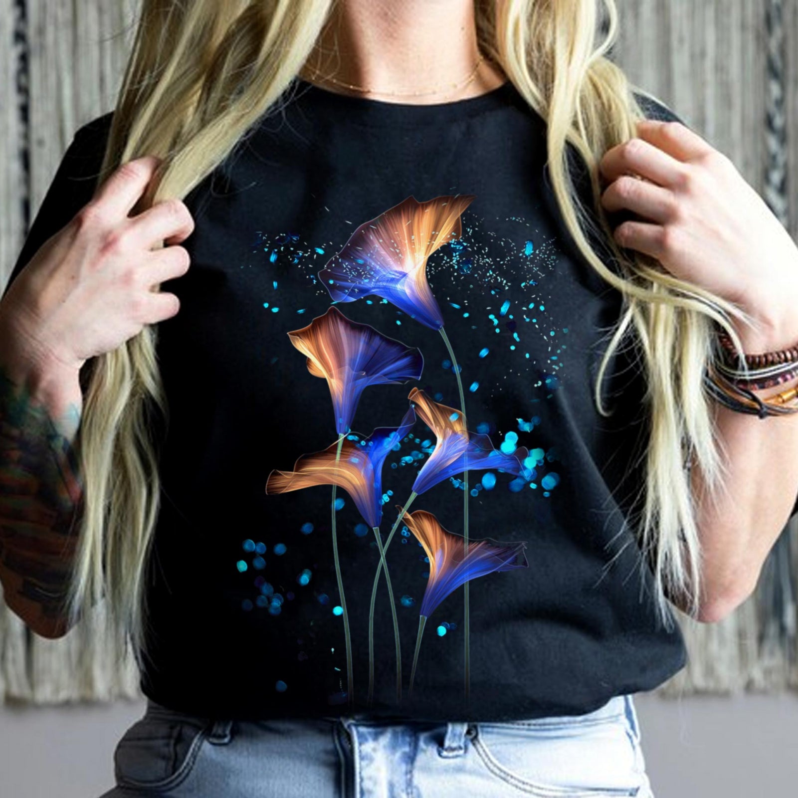 Тениска черна Glowing Flower