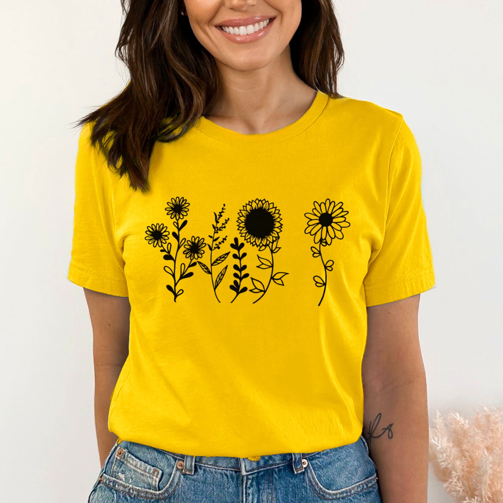 Тениска Relaxed Fit Black Flowers